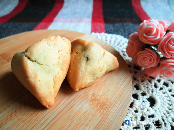 一點甜手作烘培:〖宅配│美食〗一點甜 ❤ 豆塔 喜餅專賣~夏威夷豆塔,料多味美,口感香脆,還有可愛包中餅,讓你吃了步步高升、好運旺旺來!!