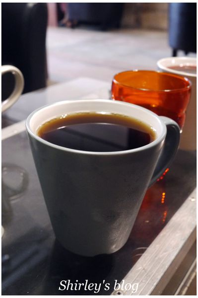 文魚走馬(原Taipei吃書喝東西)：捷運中山站‧文魚走馬(原Taipei吃書喝東西)