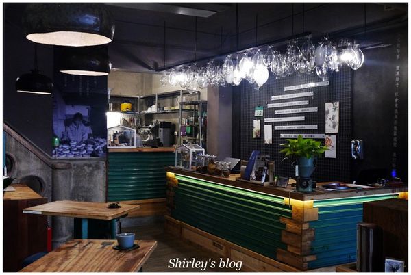 文魚走馬(原Taipei吃書喝東西)：捷運中山站‧文魚走馬(原Taipei吃書喝東西)