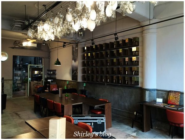 文魚走馬(原Taipei吃書喝東西)：捷運中山站‧文魚走馬(原Taipei吃書喝東西)