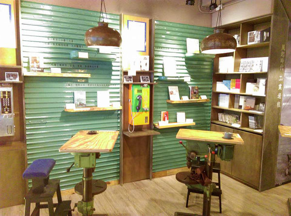 10423726_673943532707678_7491321946325153614_n