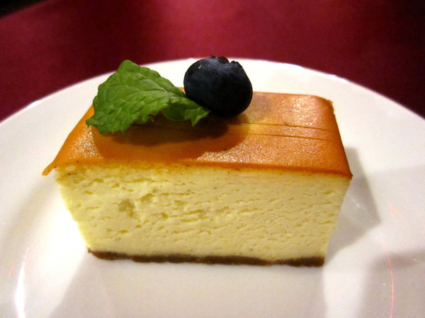 彭巴草原炭火牛排館:【台北市】阿根廷炭火慢烤牛排自然、簡單、美味-彭巴草原炭火牛排館