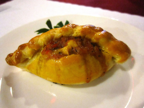 彭巴草原炭火牛排館:【台北市】阿根廷炭火慢烤牛排自然、簡單、美味-彭巴草原炭火牛排館