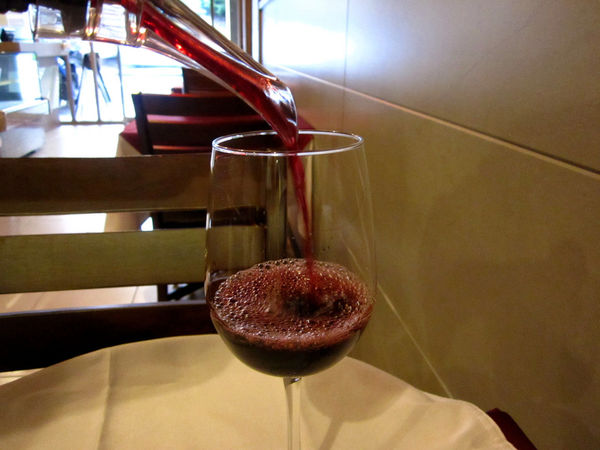 彭巴草原炭火牛排館:【台北市】阿根廷炭火慢烤牛排自然、簡單、美味-彭巴草原炭火牛排館