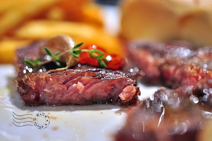 爐烤安格斯紐約客牛排