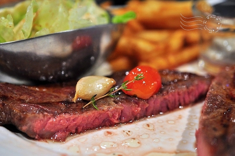 爐烤安格斯紐約客牛排