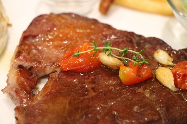 瓦法奇朵Waffogato(敦南店)：東區~東區~USDA頂級沙朗牛排~現正優惠中，9oz/199*12oz/299