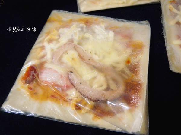 披薩市Pizza Rice．桃園酒廠窯烤披薩紅酒餐坊：[宅配] 披薩市Pizza Rice 多種口味選擇 獨享5吋披薩 !! 方便快速! 7分鐘搞定!