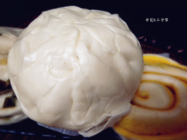 楊記手工包子饅頭：[宅配] 楊記手工包子饅頭  有了包子饅頭 早餐不怕沒得吃! 也不用出門等著動作很慢的早餐!!