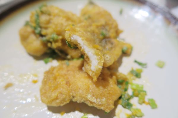 中原客棧：[試吃]台北 捷運南京三民站 中原客棧~炸皮蛋X臭豆腐X客家小炒之武俠菜