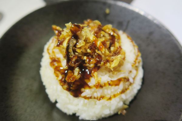 中原客棧：[試吃]台北 捷運南京三民站 中原客棧~炸皮蛋X臭豆腐X客家小炒之武俠菜