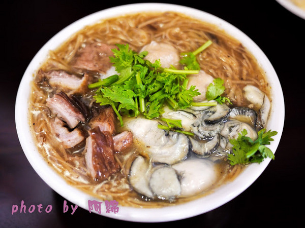 郭記腸蚵麵線：桃園市桃園區 [郭記腸蚵麵線] 超犯規肥美大蚵仔、當天現魯大腸，參上!!