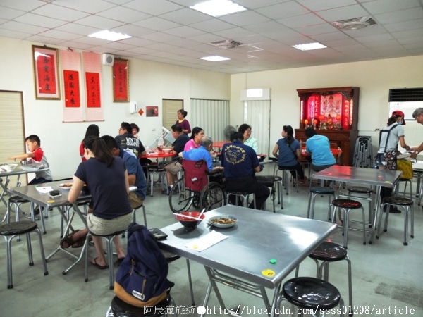 阿秀小吃部牛肉麵:【美食特搜。屏東市】阿秀小吃部牛肉麵。屏東麵食NO.1 眷村味牛肉麵 口齒留香的鹹辣滋味