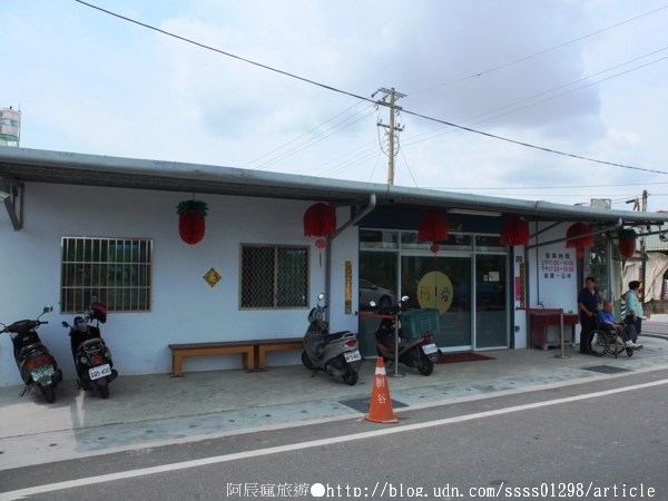 阿秀小吃部牛肉麵:【美食特搜。屏東市】阿秀小吃部牛肉麵。屏東麵食NO.1 眷村味牛肉麵 口齒留香的鹹辣滋味