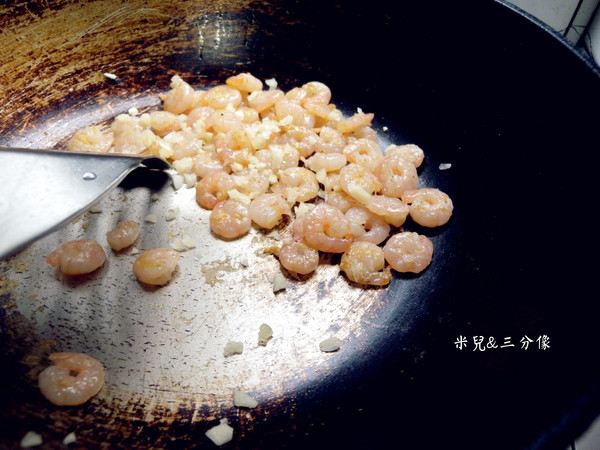 龍師父黃金泡菜坊：[宅配] 龍師傅黃金泡菜坊  一起來使用黃金泡菜座一到簡單美味的料理吧!