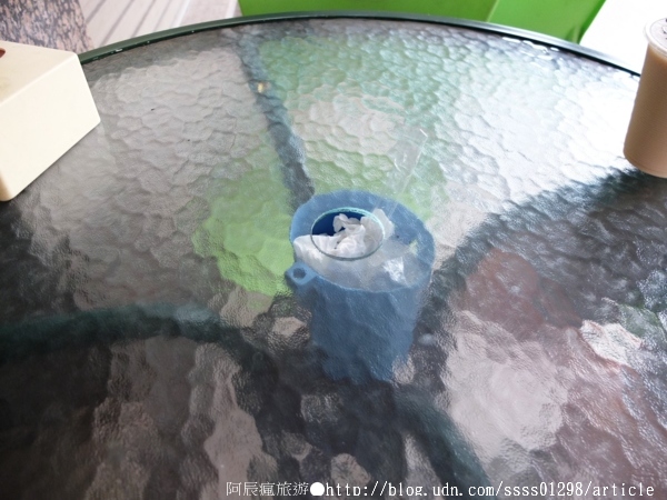 檸檬樹早餐坊：【美食特搜。屏東市】檸檬樹早餐坊。招牌燒肉蛋餅 熱門芝心蛋餅 牽絲無極限 人氣排行必吃早點