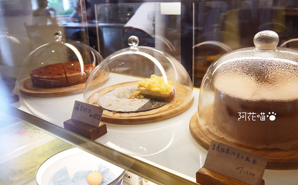 Kinfolk café:【新竹│早午餐下午茶】北歐風格『Kinfolk café』,用餐時間4小時,好吃的貝果、豆漿吐司、芝麻奶茶,文末附菜單MENU