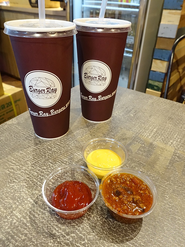 BurgerRay-4.JPG