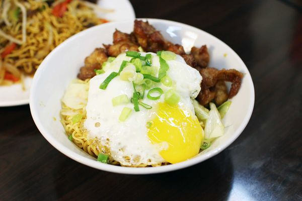 【桃園餐廳】銅鑼灣港式美食-比黯然銷魂飯還強的叉燒飯