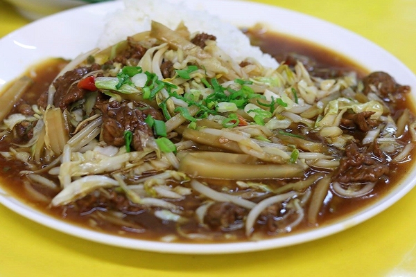 銅鑼灣港式美食：【桃園食記】『銅鑼灣港式美食』傳說中黯然消魂飯竟然這裡有~奶皇波蘿包/玫瑰油雞飯/滑蛋牛肉飯/XO炒蘿蔔糕~都不錯吃熱量要爆表啦!!