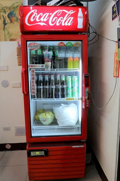 銅鑼灣港式美食：【桃園食記】『銅鑼灣港式美食』傳說中黯然消魂飯竟然這裡有~奶皇波蘿包/玫瑰油雞飯/滑蛋牛肉飯/XO炒蘿蔔糕~都不錯吃熱量要爆表啦!!