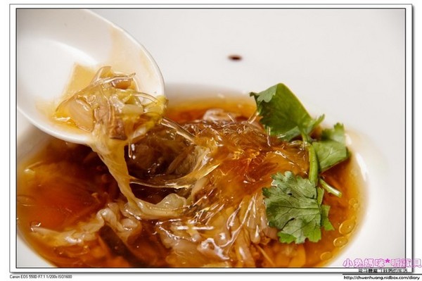 食光寶盒蔬食主題館：【美食♥宜蘭】☼ 食光寶盒蔬食主題館☼蔬食無菜單料理和港式飲茶，美味到讓時間暫停呀！♥♥