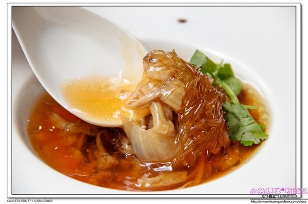 食光寶盒蔬食主題館：【美食♥宜蘭】☼ 食光寶盒蔬食主題館☼蔬食無菜單料理和港式飲茶，美味到讓時間暫停呀！♥♥