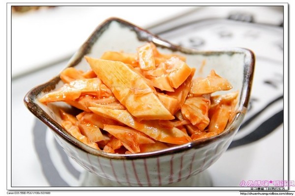 食光寶盒蔬食主題館：【美食♥宜蘭】☼ 食光寶盒蔬食主題館☼蔬食無菜單料理和港式飲茶，美味到讓時間暫停呀！♥♥