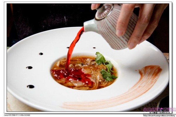 食光寶盒蔬食主題館：【美食♥宜蘭】☼ 食光寶盒蔬食主題館☼蔬食無菜單料理和港式飲茶，美味到讓時間暫停呀！♥♥