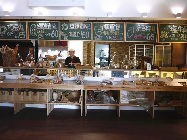 │食。宜蘭頭城│食光寶盒蔬食主題館TIME BOX。港式飲茶+無菜單料理。還有溜小孩砂池哦!