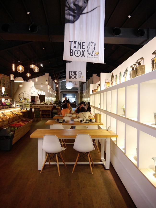 │食。宜蘭頭城│食光寶盒蔬食主題館TIME BOX。港式飲茶+無菜單料理。還有溜小孩砂池哦!