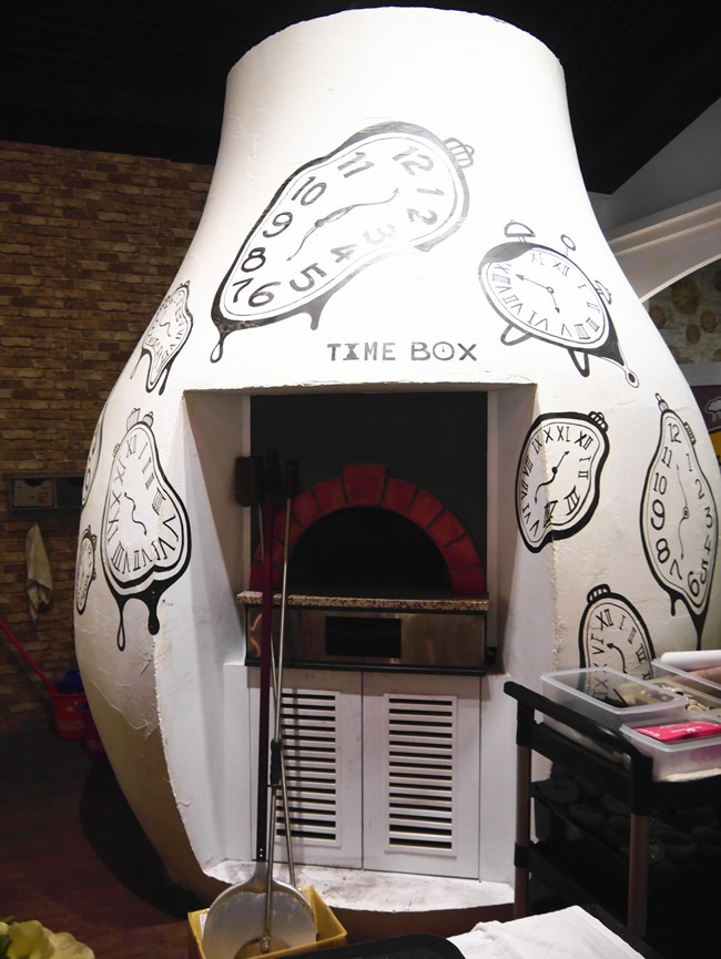 │食。宜蘭頭城│食光寶盒蔬食主題館TIME BOX。港式飲茶+無菜單料理。還有溜小孩砂池哦!