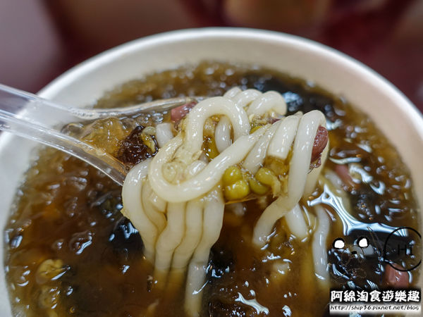 【桃園冰店】林口忠孝米苔目桃園店-來上一碗暑氣全消.力行市場米苔目/桃園米苔目冰/古早味黑糖鑽石冰