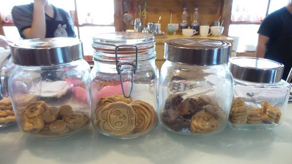 東京雜貨樂園&龍貓咖啡館：【台中景點】東京雜貨樂團~2F龍貓咖啡館