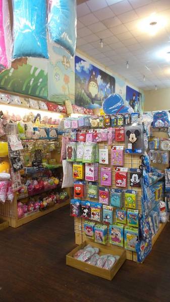 東京雜貨樂園&龍貓咖啡館：【台中景點】東京雜貨樂團~2F龍貓咖啡館