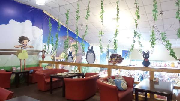 東京雜貨樂園&龍貓咖啡館：【台中景點】東京雜貨樂團~2F龍貓咖啡館