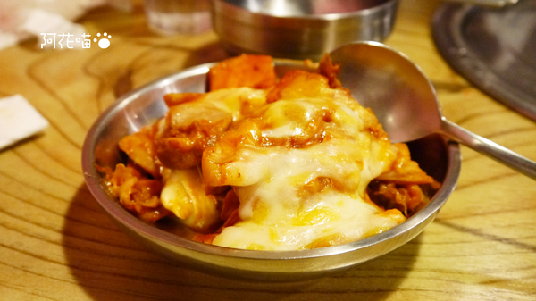 春川達卡比(中山店):【中山│韓式】超嫩雞肉、超Q年糕,免動手的桌邊服務『春川達卡比二店』