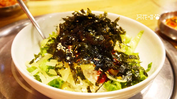 春川達卡比(中山店):【中山│韓式】超嫩雞肉、超Q年糕,免動手的桌邊服務『春川達卡比二店』