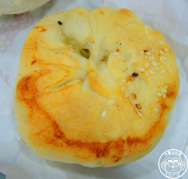 羅東五結碳烤燒餅店：呷飽祙【宜蘭五結･五結碳烤燒餅店】車站附近的碳烤銅板美味