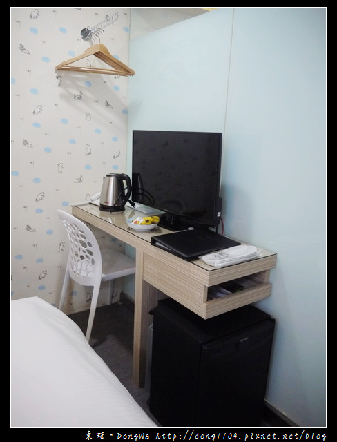 【台北住宿】清翼居童話館。超現實空間505房。麥當勞早餐