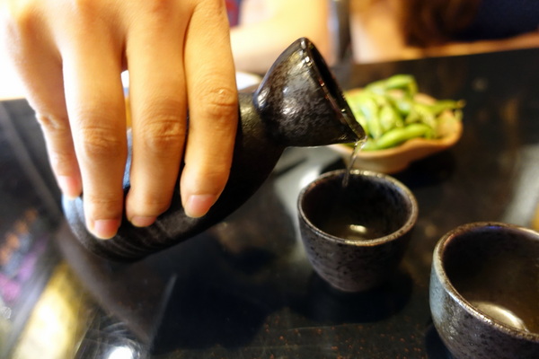 新澤 食酒:(胖樺食記)捷運內湖站高CP值居酒屋「新澤食酒」,金湖路/成功路覓食聚餐好選擇