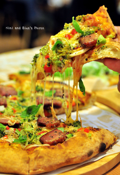 TINO's PIZZA cafe提諾披薩咖啡公益路29