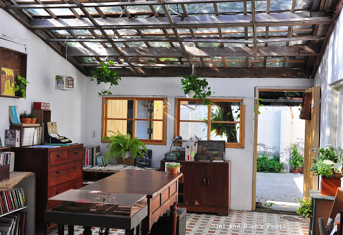 清水景點眷村文化藝術村范特喜書店17