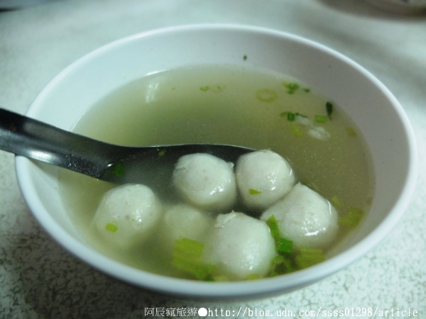 大埔松仔腳肉圓:【美食特搜。屏東市】大埔松仔腳肉圓。每粒只賣十塊錢!四十年肉圓老店 屏東大埔美食篇