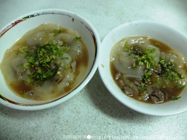 大埔松仔腳肉圓:【美食特搜。屏東市】大埔松仔腳肉圓。每粒只賣十塊錢!四十年肉圓老店 屏東大埔美食篇