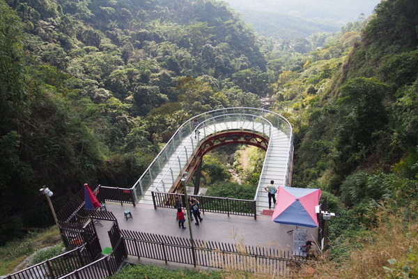 龍鳳瀑布空中步道：【南投】龍鳳瀑布空中步道