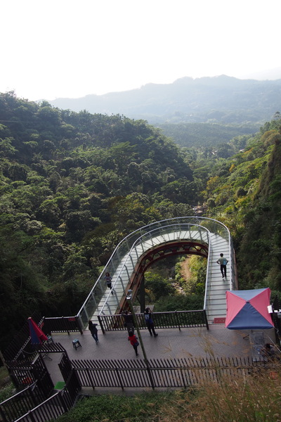 龍鳳瀑布空中步道：【南投】龍鳳瀑布空中步道