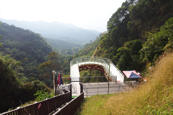 龍鳳瀑布空中步道：【南投】龍鳳瀑布空中步道