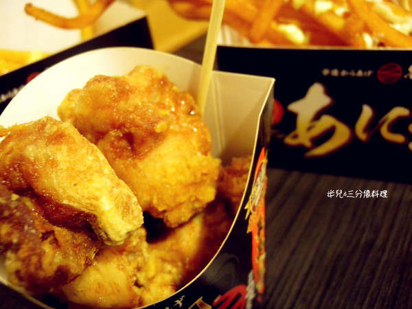 禪閤炸雞：[台北市 ‧ 中正區] 禪閤炸雞 日本最高金賞 台北車站附近 排隊名店!