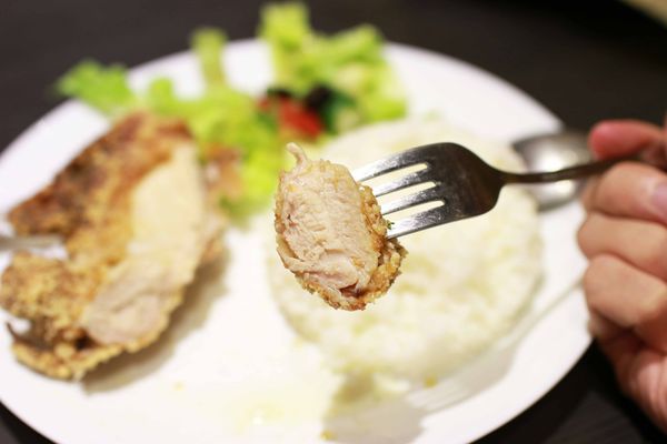 【永和餐廳】茶米廚房-紅綠雙醬美味平價義大利麵-四號公園